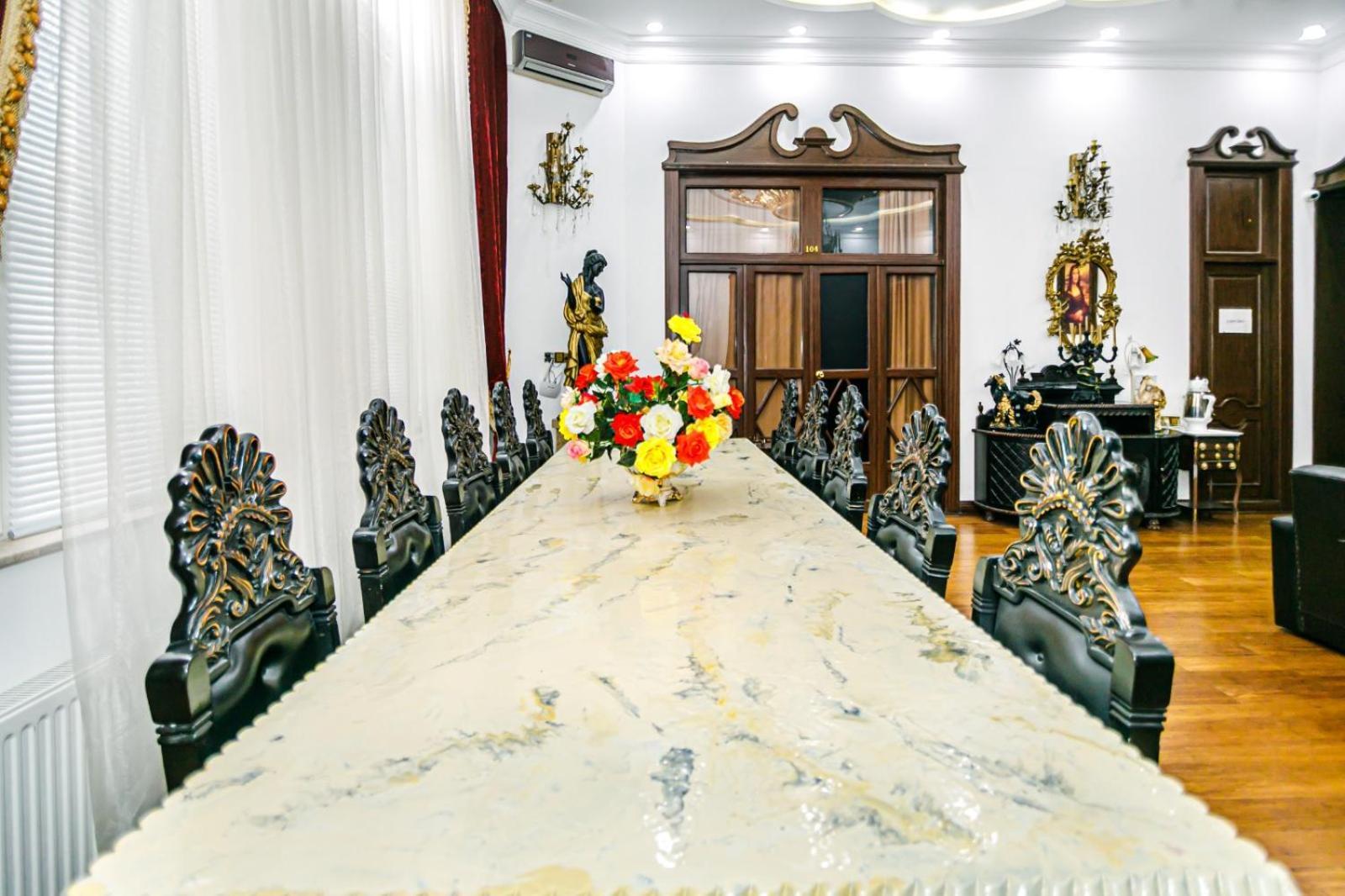 Sera Hotel Баку Экстерьер фото