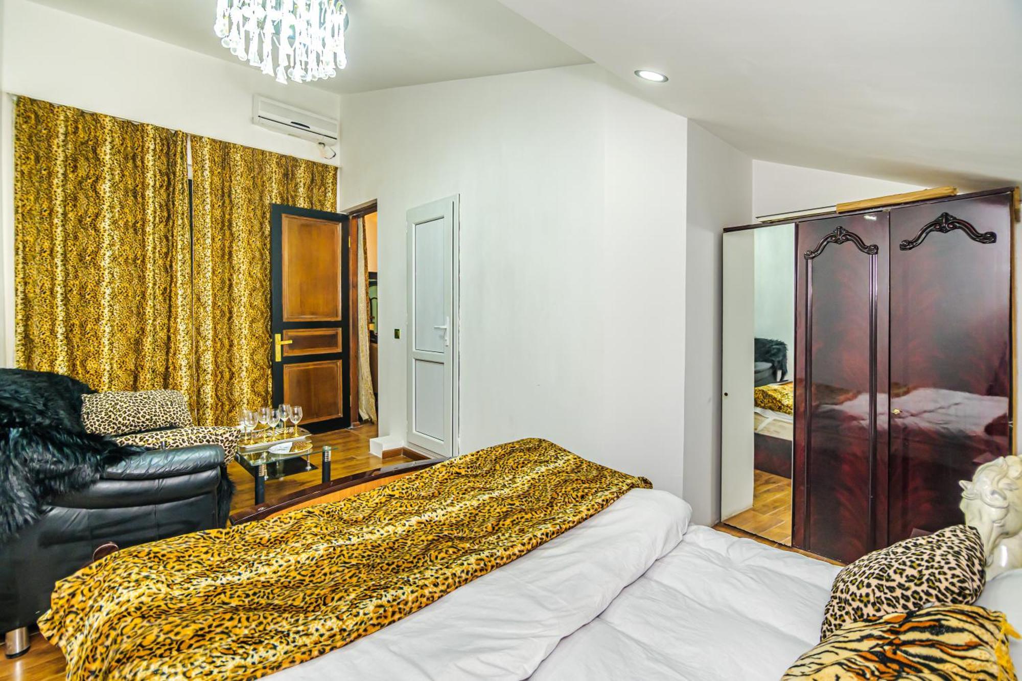 Sera Hotel Баку Экстерьер фото