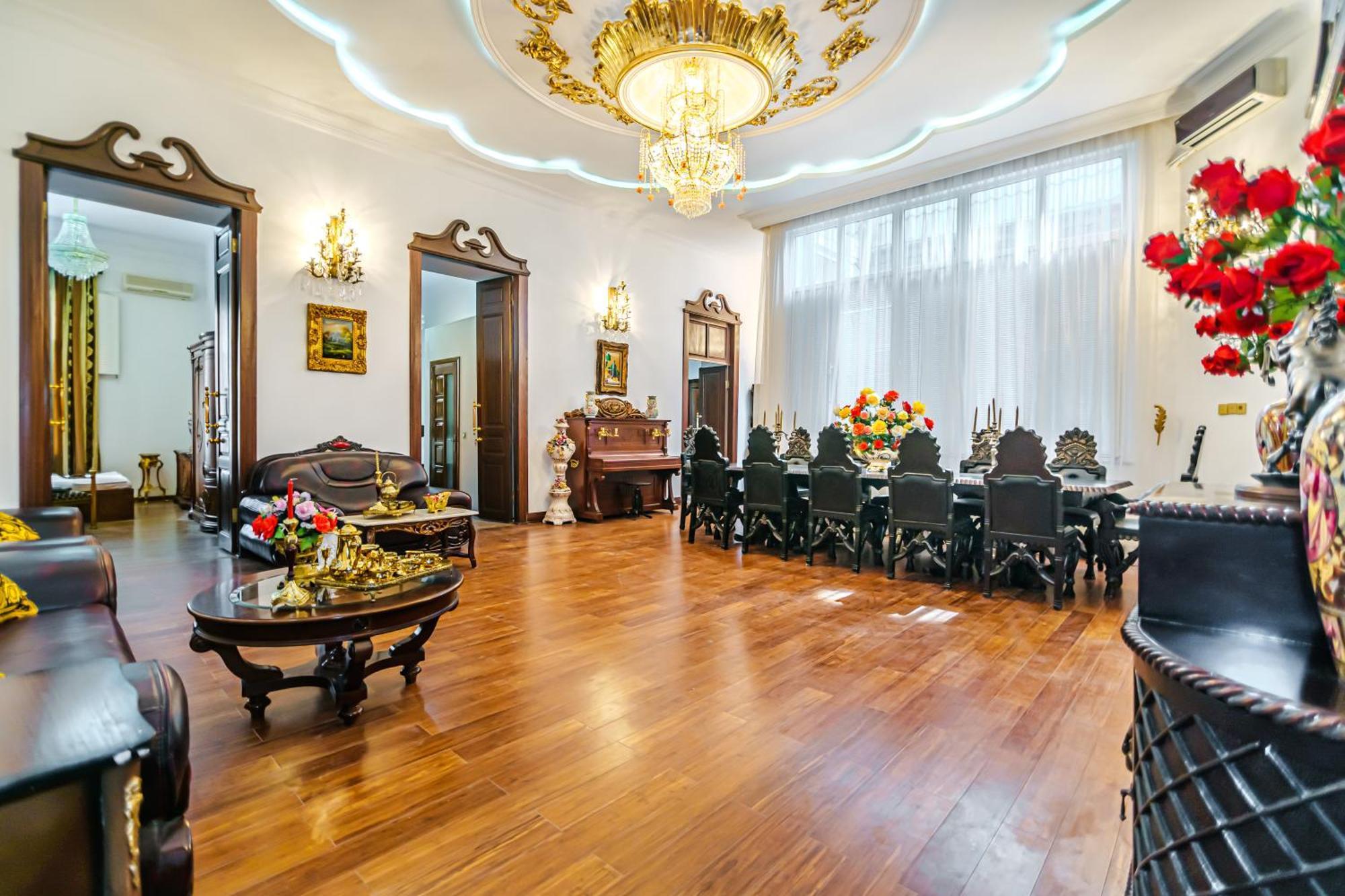 Sera Hotel Баку Экстерьер фото